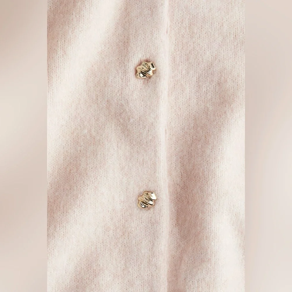 Loose-Fitting, Pale Pink Cardigan Sweater | Crew Neck | Gold Buttons | L | NWT - Picture 4 of 9